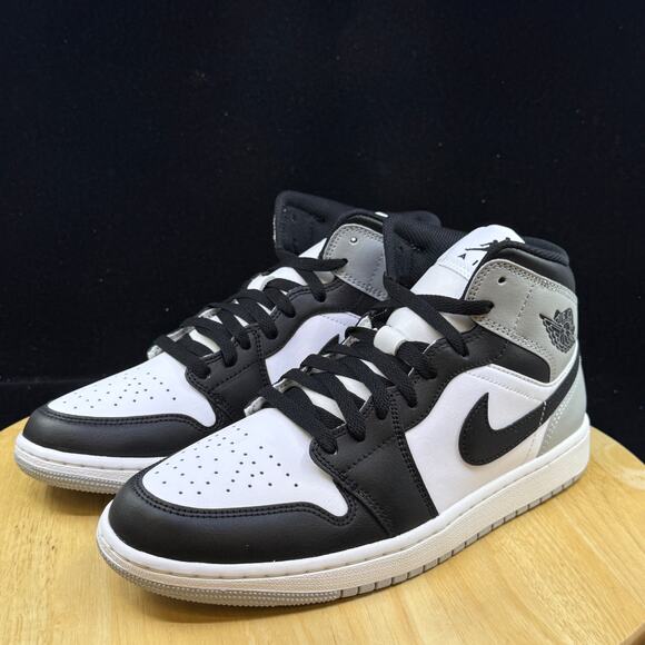 Nike Air Jordan 1 Mid Shoes White Black Lt Smoke Gray DQ8426-101 Mens Sz 10 NEW - Picture 2 of 9